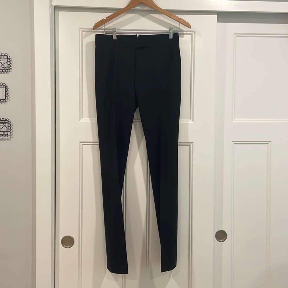 EUC -Straight leg Theory black trousers size 4